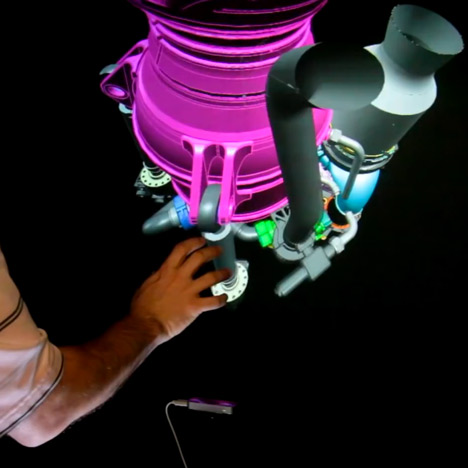 SpaceX design rockets using hand gestures and 3D printers