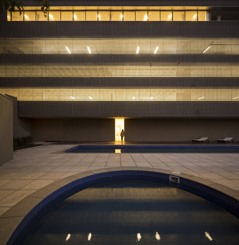 360º Building in São Paulo by Isay Weinfeld