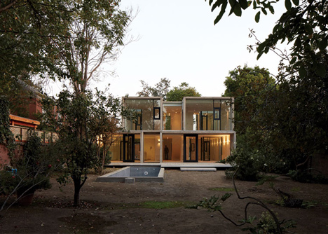 Casa La Canada by Ricardo Torrejon