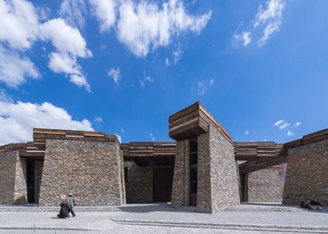 Jianamani Visitor Centre by Atelier TeamMinus