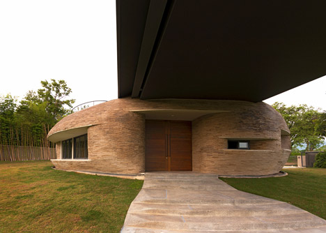 Kirimaya House by Architectkidd