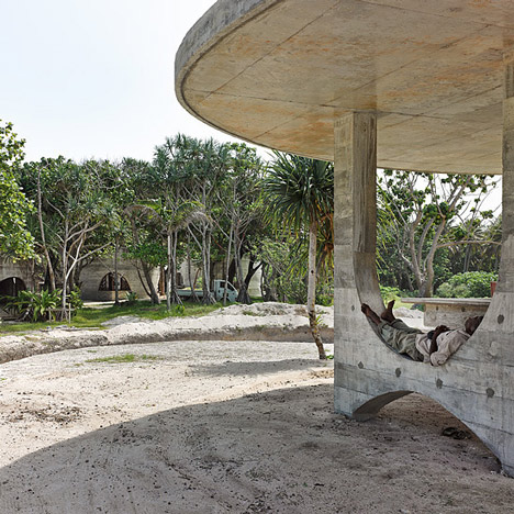 La Plage du Pacifique Hotel by Kristin Green photographed by Peter Bennetts