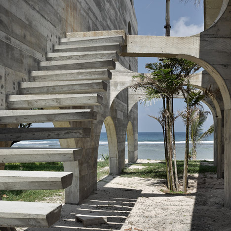 La Plage du Pacifique Hotel by Kristin Green photographed by Peter Bennetts