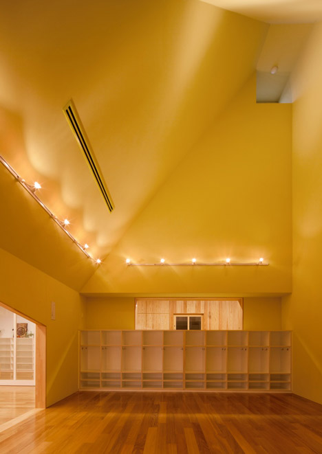 Mukou Leimondo Nursery School by Archivision Hirotani Studio_dezeen_17