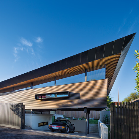 Mullet House by March Studio
