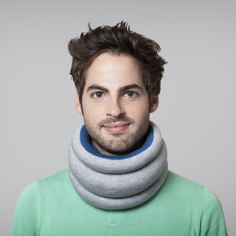 Ostrich PiOstrich Pillow Light by Studio Bananallow Light by Studio Banana
