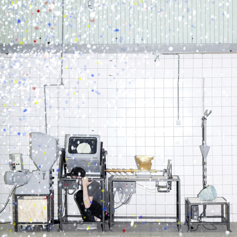 Precious Plastic local recycling workshop by Dave Hakkens