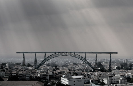 Relocation of the D. Maria Pia Bridge
