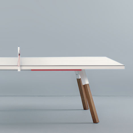 Bola Service Table by APO