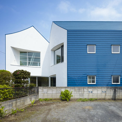 House Snapped by Naf Architect & Design