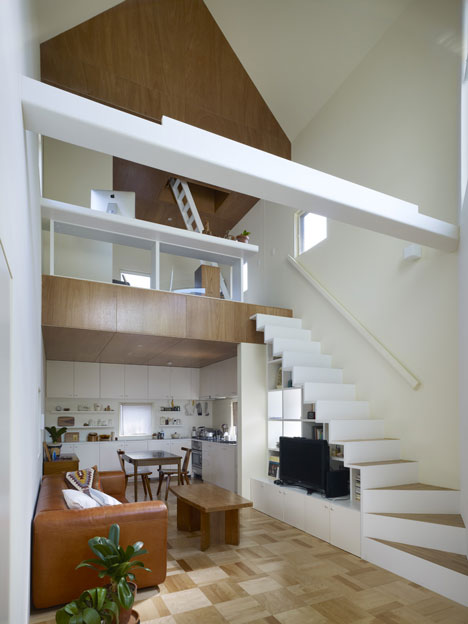 House Snapped by Naf Architect & Design