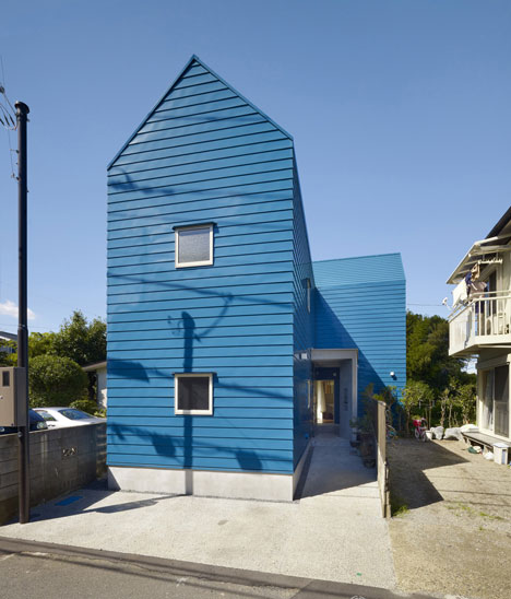 House Snapped by Naf Architect & Design