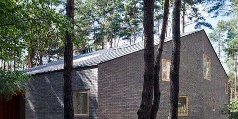 House in the Woods by hayakawa/kowalczyk