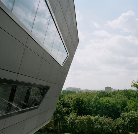 Library and Learning Centre in Vienna by Zaha Hadid Architects