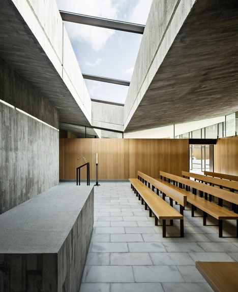 New Funeral Home in Sant Joan Despí by Batlle i Riog Arquitectes