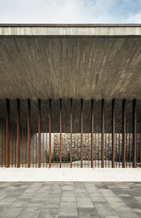 New Funeral Home in Sant Joan Despí by Batlle i Riog Arquitectes