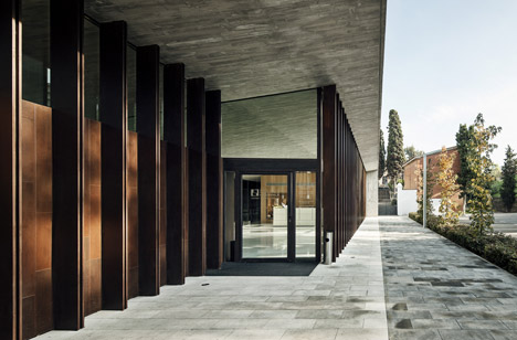 New Funeral Home in Sant Joan Despí by Batlle i Riog Arquitectes