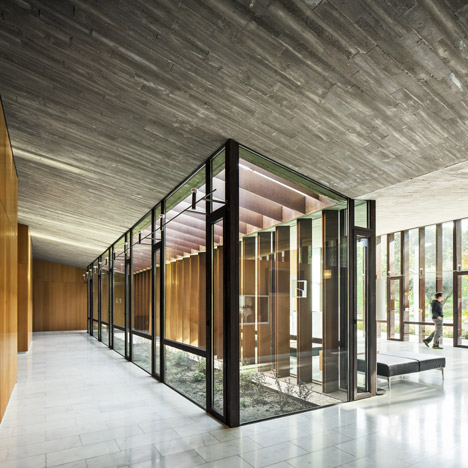 New Funeral Home in Sant Joan Despí by Batlle i Riog Arquitectes