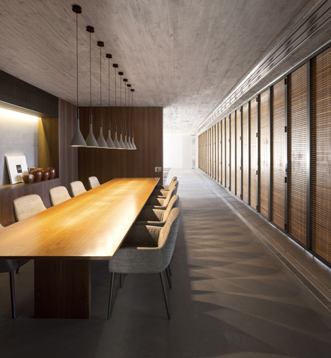 Pinheiro House by Studio MK27
