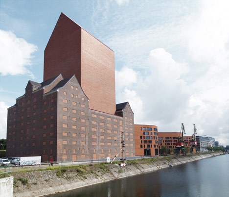 NRW State Archive, Duisburg by Ortner & Ortner