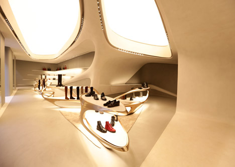 Stuart Weitzman shoe boutique by Zaha Hadid