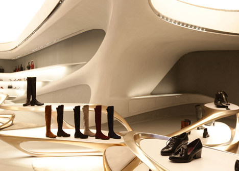 Stuart Weitzman shoe boutique by Zaha Hadid