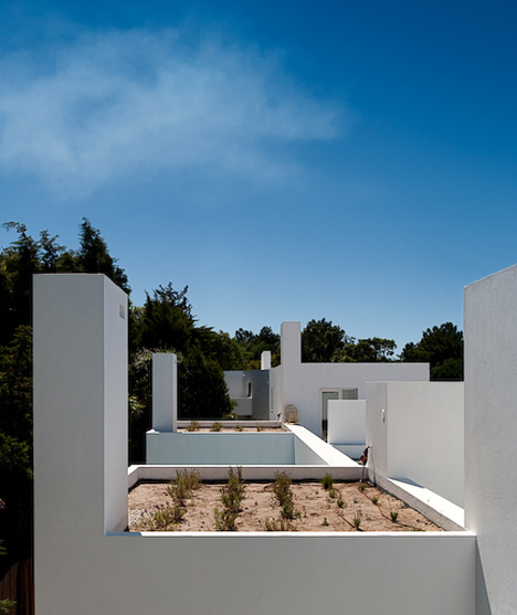 Three houses in Meco by DNSJ.arq