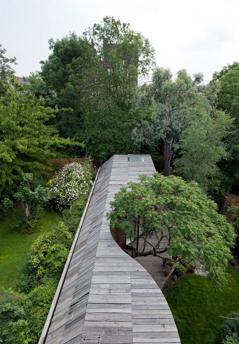 Tree House by 6a Architects