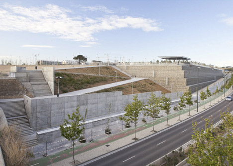 Venecia Park by Héctor Fernández Elorza and Manuel Fernández Ramírez