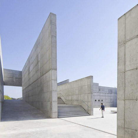 Venecia Park by Héctor Fernández Elorza and Manuel Fernández Ramírez