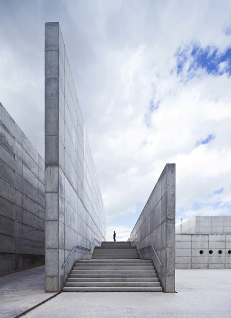 Venecia Park by Héctor Fernández Elorza and Manuel Fernández Ramírez