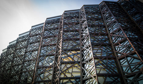 Wuzhen Theatre by Artech Architects