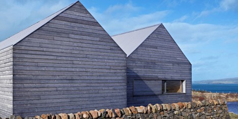 Borreraig House on a Scottish island by Dualchas Architects