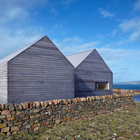 Borreraig House on a Scottish island by Dualchas Architects