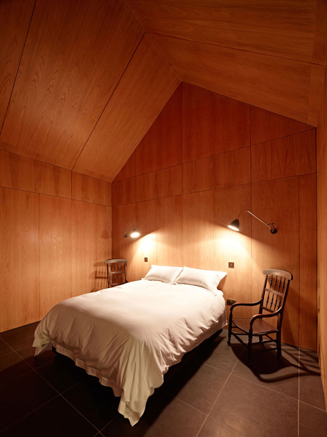 Borreraig House on a Scottish island by Dualchas Architects