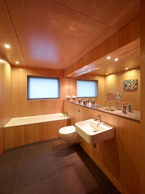 Borreraig House on a Scottish island by Dualchas Architects