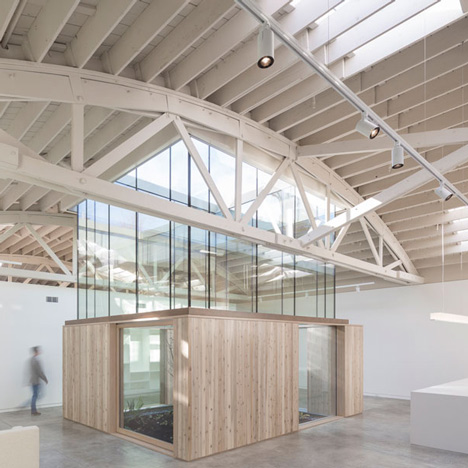 Bowstring Truss House by Works Partnership Architecture