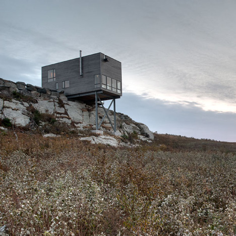 Cliff House by MacKay-Lyons Sweetapple Architects is perched over a sheer rock face