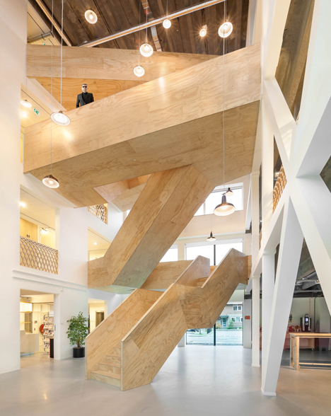 De Burgemeester Hoofddorp by Studioninedots