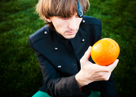 Neil Harbisson | Cyborg artist | Technology Dezeen_Neil_Harbisson_Cyborg_artist_Technology_4