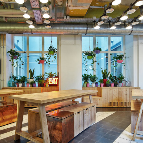 Generator Berlin Mitte hostel by Anwar Mekhayech, Ester Bruzkus and Mark Asipowicz