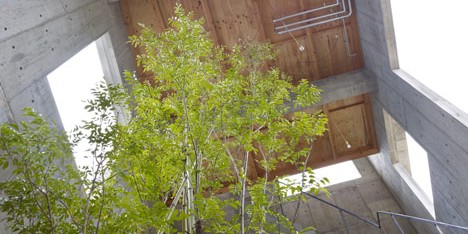 House in Yagi by Suppose Design office