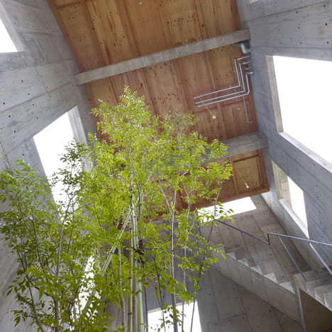 House in Yagi by Suppose Design office