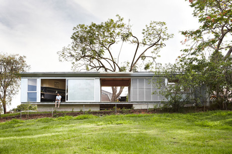 Keperra House by Atelier Chen Hung