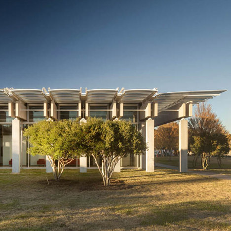 Kimbell Art Museum by Renzo Piano