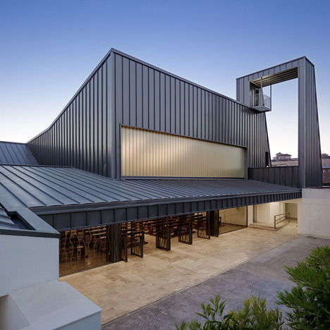 La Ascension del Senor Church by AGi architects
