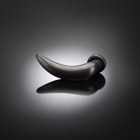 Lina Bo Bardi door handle produced by Izé