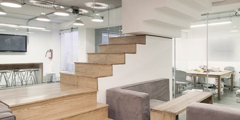 Office in Mexico that centres around its staircase