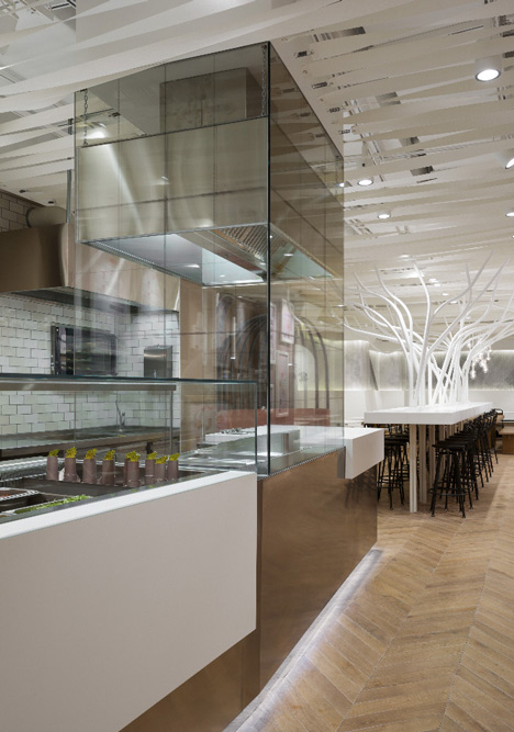 Not Guilty restaurant by Ippolito Fleitz Group_dezeen_21