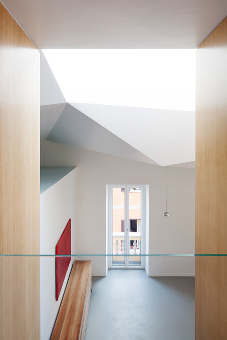 Renovated apartment in Rome by Scape